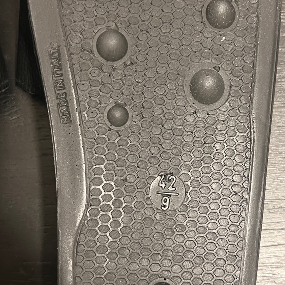 COPY - Valentino slides - never worn Size 9 - Picture 4 of 7
